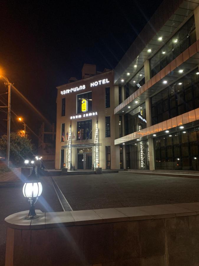 Best Hotel เยเรวาน ภายนอก รูปภาพ