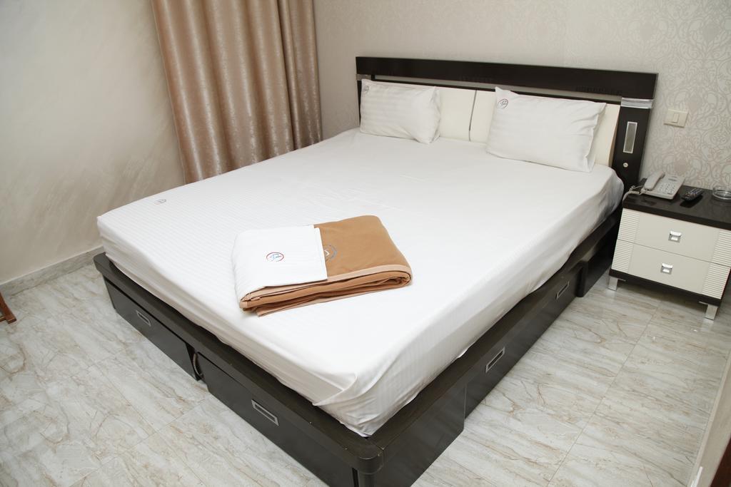 Best Hotel เยเรวาน ภายนอก รูปภาพ