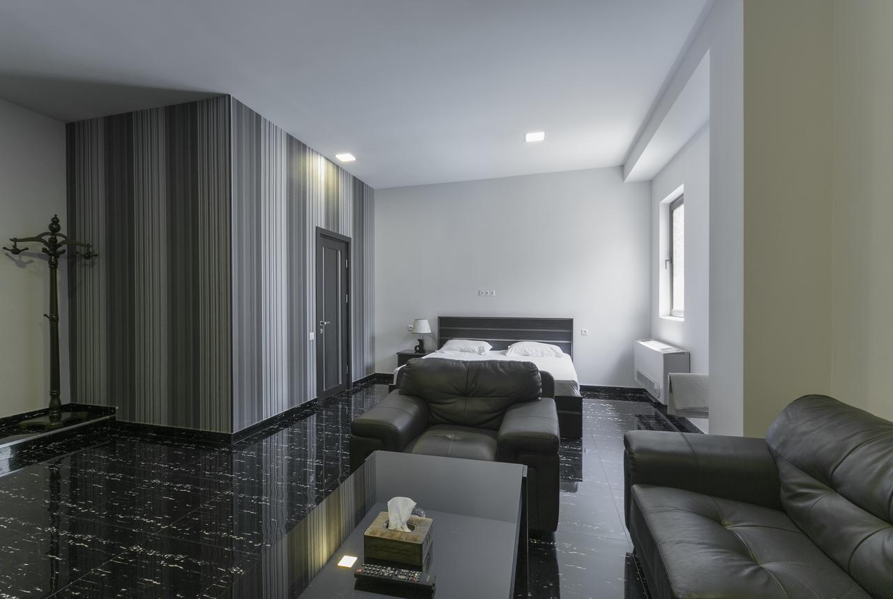 Best Hotel เยเรวาน ภายนอก รูปภาพ